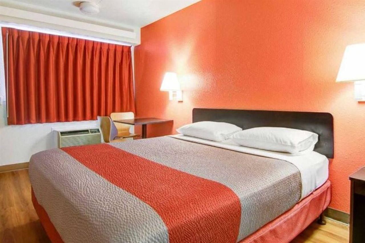 Motel 6-Springfield, Mo - North Екстер'єр фото
