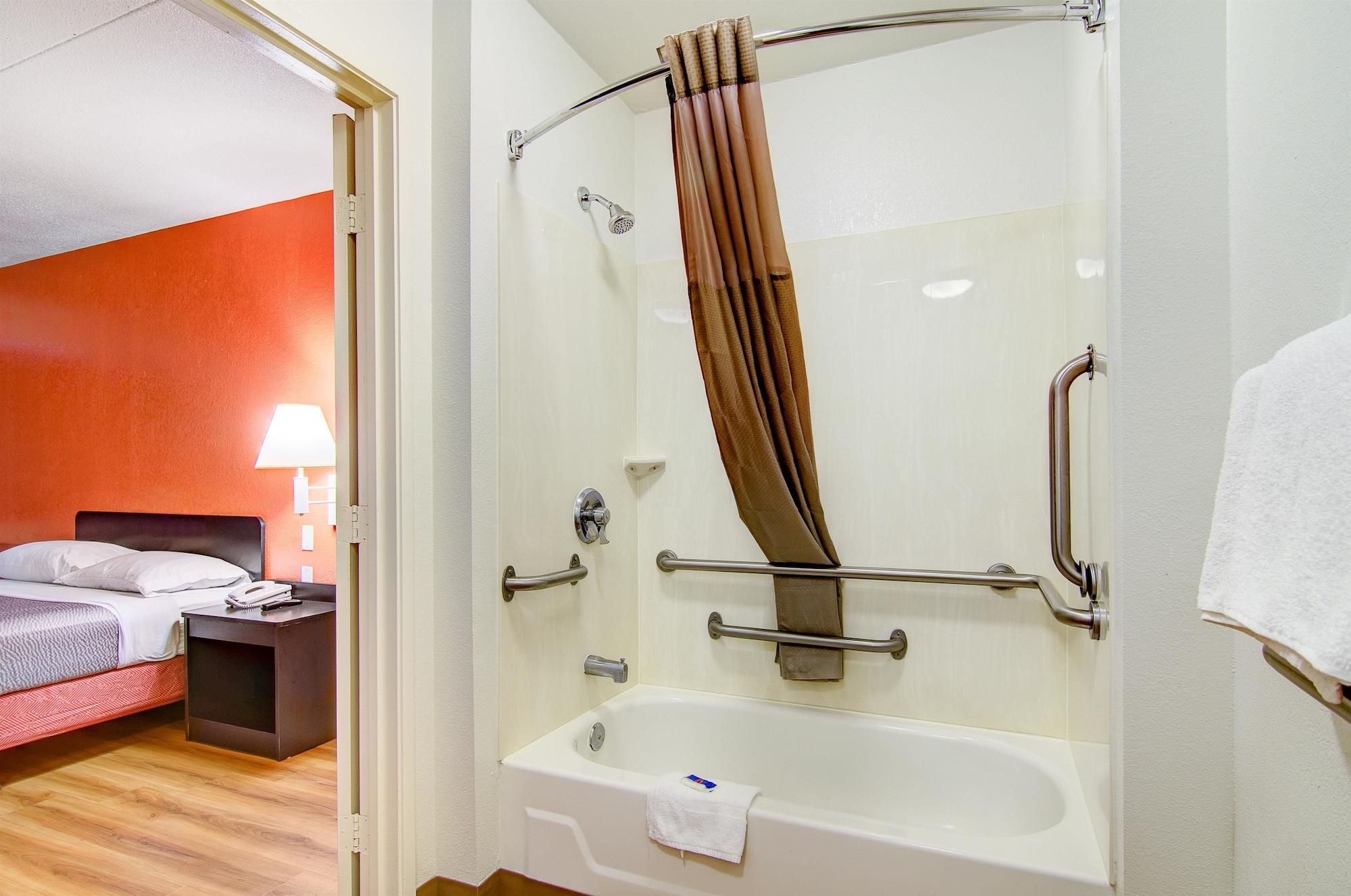 Motel 6-Springfield, Mo - North Екстер'єр фото