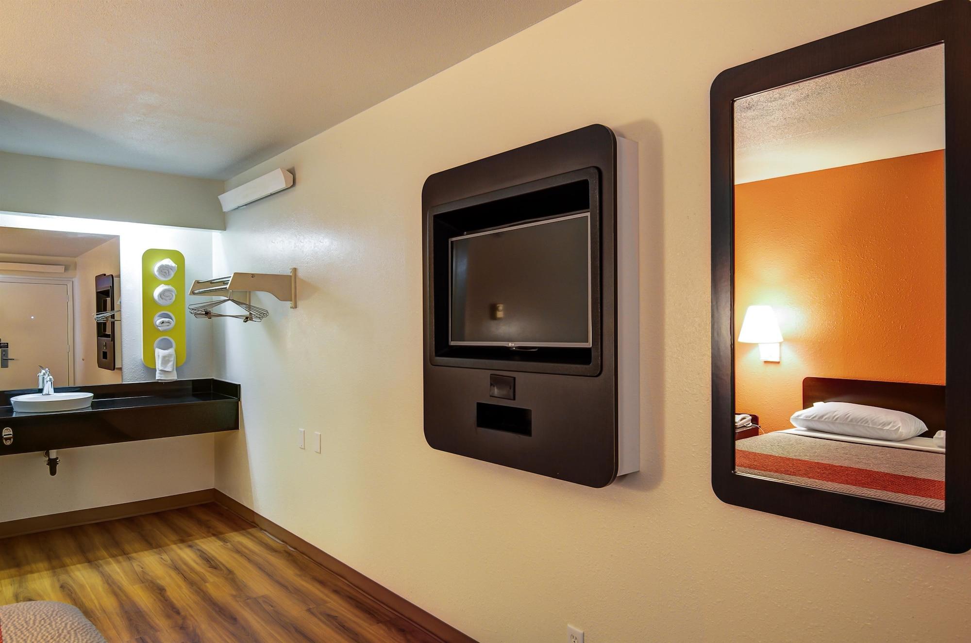 Motel 6-Springfield, Mo - North Екстер'єр фото