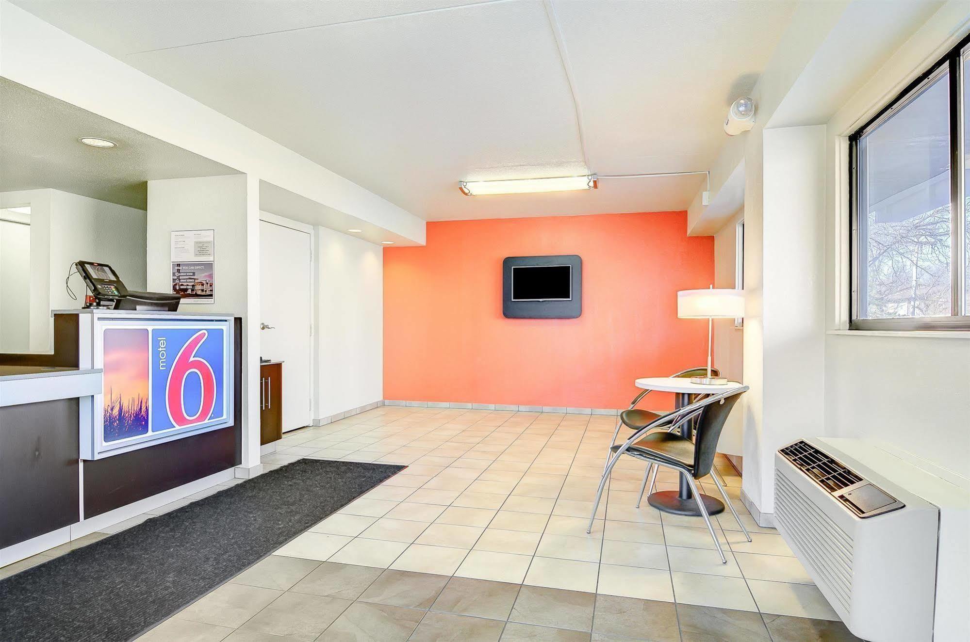 Motel 6-Springfield, Mo - North Екстер'єр фото