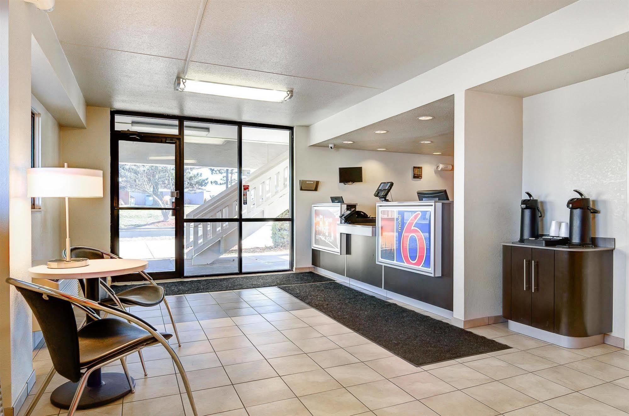 Motel 6-Springfield, Mo - North Екстер'єр фото