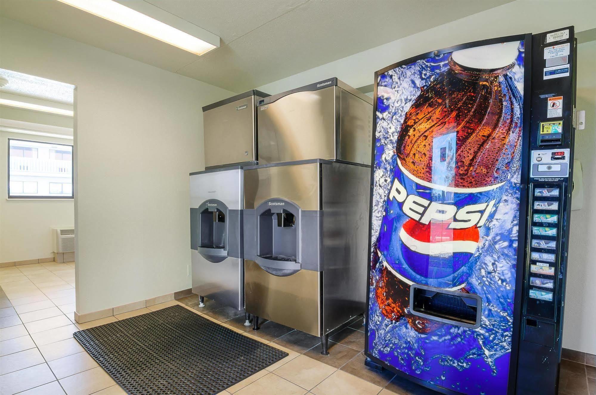 Motel 6-Springfield, Mo - North Екстер'єр фото
